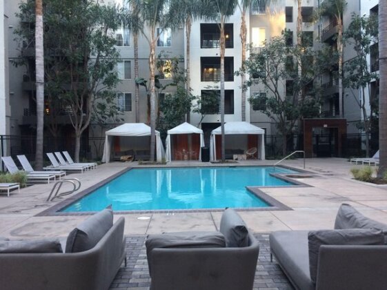Hotel Style Furnished Suites in LA Beach Area