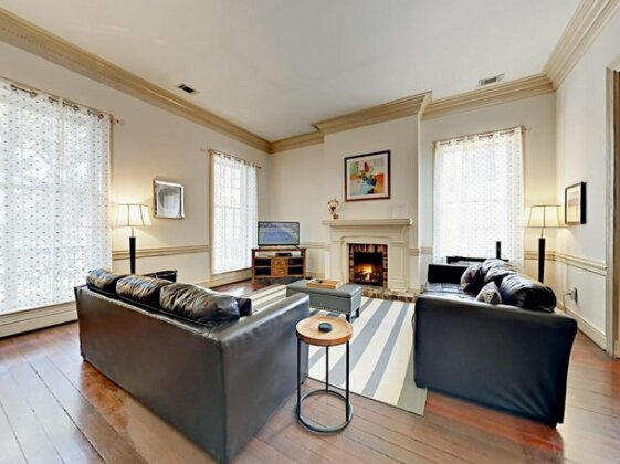E Liberty Townhouse Unit 125 127a and 127b 5 Bedrooms 4 5 Bathrooms Townhouse - Photo2