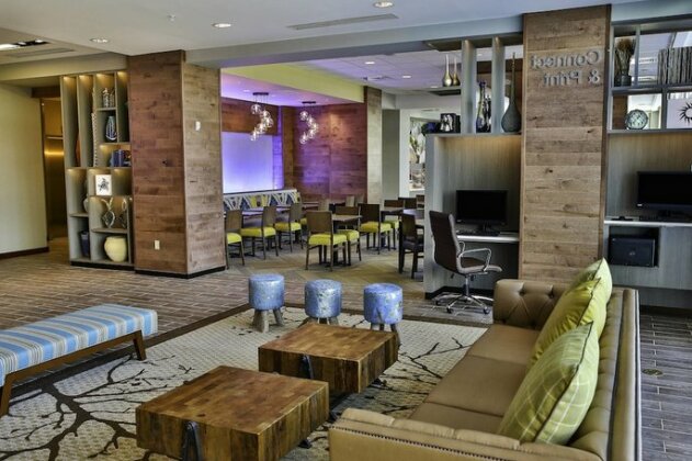Fairfield Inn & Suites by Marriott Savannah Midtown - Photo3