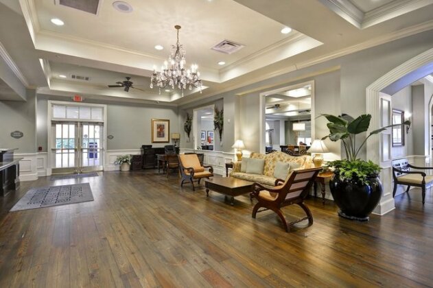 Hampton Inn & Suites Savannah Historic District - Photo2
