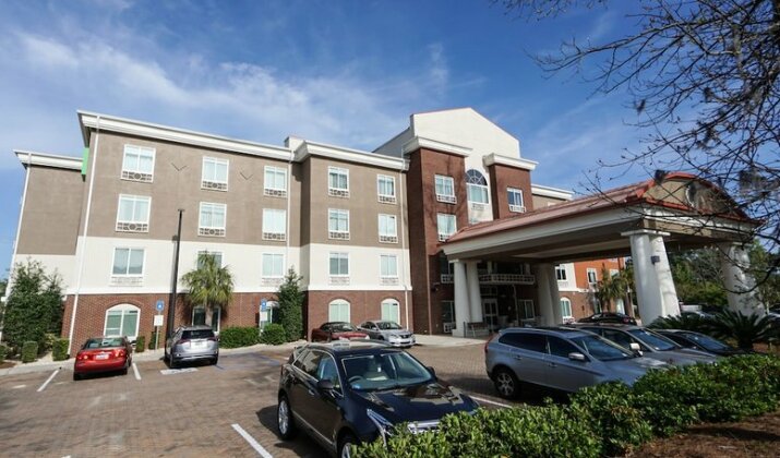Holiday Inn Express Hotel & Suites Savannah Midtown - Photo2