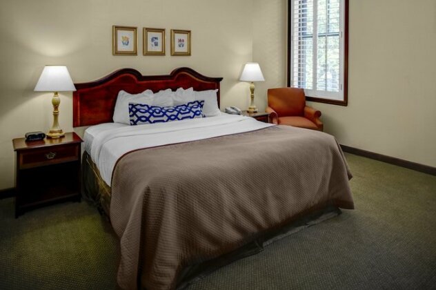 Staybridge Suites Savannah Historic District - Photo5