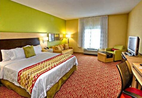 TownePlace Suites by Marriott Savannah Airport - Photo3