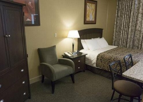 The Parker Inn and Suites - Photo4