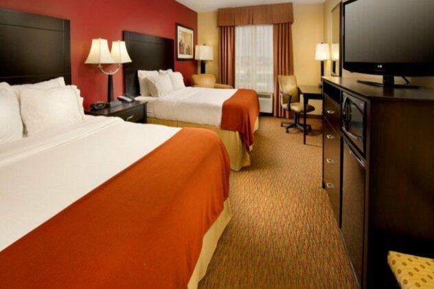 Holiday Inn Express & Suites Schererville - Photo2