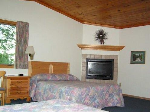 Superior Ridge Resort Motel - Photo4