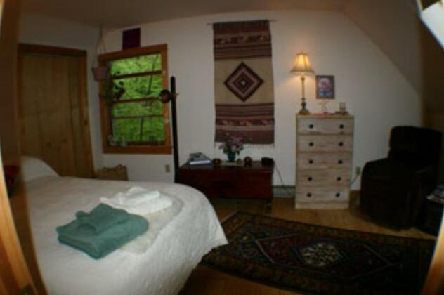 A Comfort Woods Guesthouse - Photo4