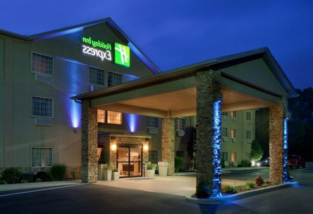 Holiday Inn Express Mount Pleasant- Scottdale - Photo2