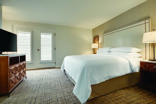 Embassy Suites by Hilton Scottsdale Resort - Photo5