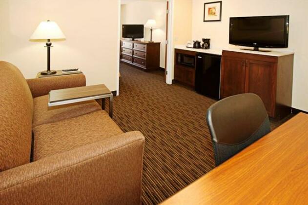 Holiday Inn Express Hotel & Suites Scottsdale - Old Town - Photo4