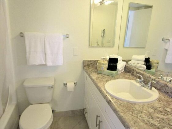 Park Suites at 104 - One Bedroom Apartment - Photo4