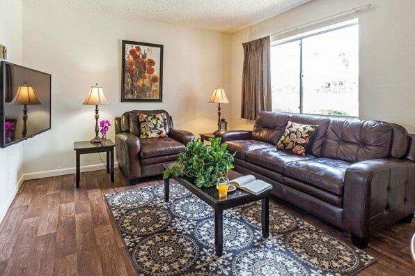 Park Suites at 228 - One Bedroom Apartment