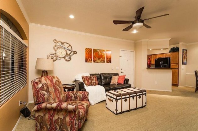 Restful By Signature Vacation Rentals - Photo2