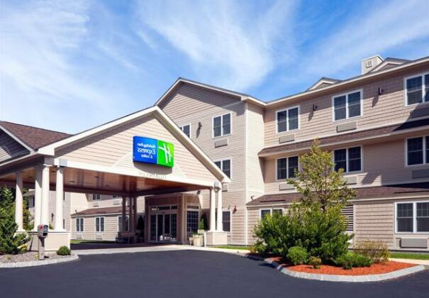 Holiday Inn Express Hotel & Suites Seabrook - Photo3