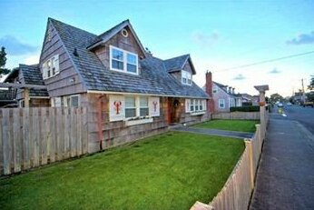 Seaside Vacation Homes - Photo2