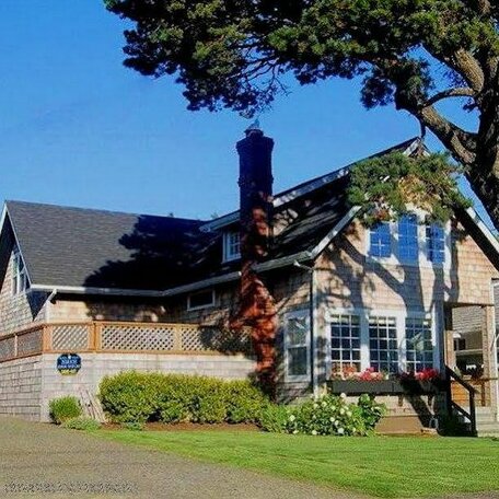 Seaside Vacation Homes - Photo4