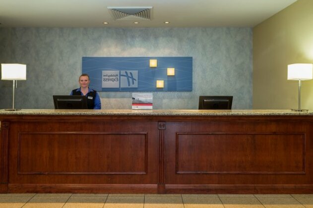 Holiday Inn Express Sebring - Photo4