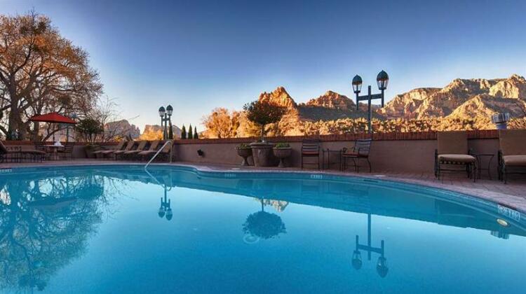 Best Western Plus Arroyo Roble Hotel & Creekside Villas
