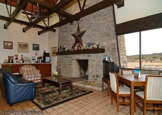 Segovia Lodge - Photo3