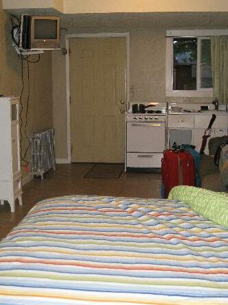 Alaska Coastal Lodging - Photo2