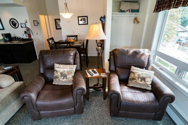 Bears Den B&B and Lodging - Photo3