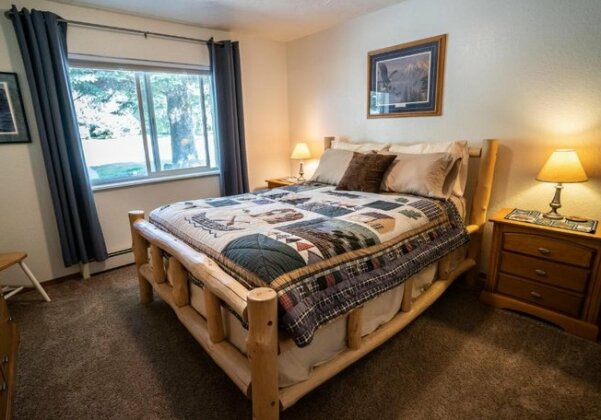 Bears Den B&B and Lodging - Photo4