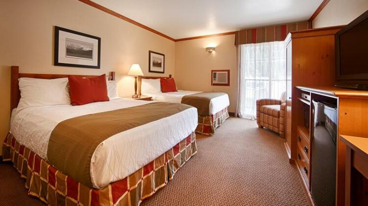 Best Western Plus Edgewater Hotel - Photo4