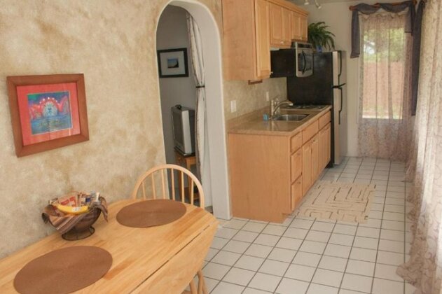 Camai House Guest Suite - Photo3