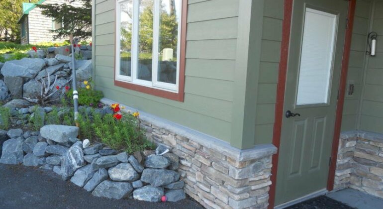 Seward Front Row Bed and Breakfast - Photo2