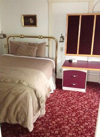 Van Gilder Hotel - Photo2