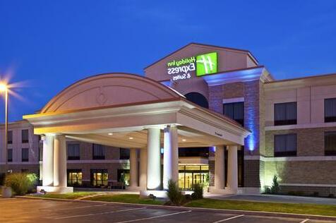 Holiday Inn Express & Suites Seymour - Photo2