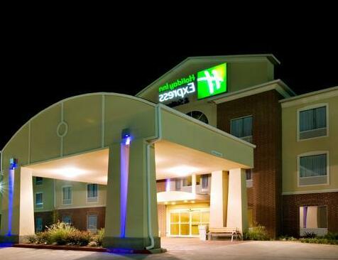 Holiday Inn Express Hotel & Suites Shamrock North - Photo4