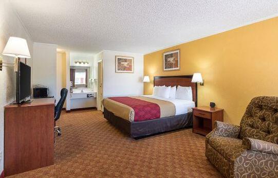 OYO Hotel Shamrock TX - Shamrock I-rish - Photo3