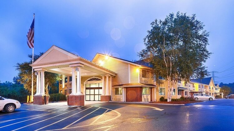BEST WESTERN PLUS The Inn at Sharon/Foxboro - Photo2
