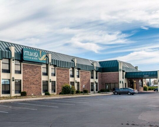 Quality Inn & Suites Shelbyville