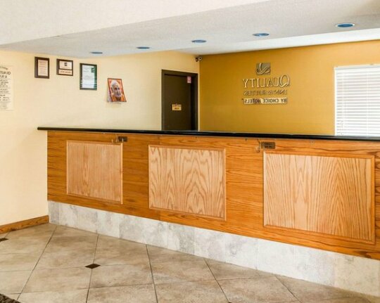 Quality Inn & Suites Shelbyville - Photo4