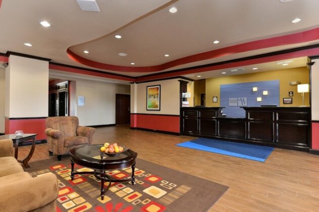 Holiday Inn Express Hotel & Suites Sherman Highway 75 - Photo3
