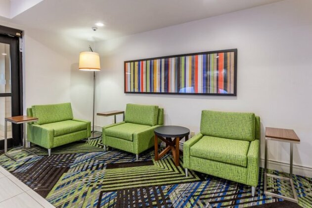 Holiday Inn Express Hotel & Suites Shiloh/O'Fallon - Photo3