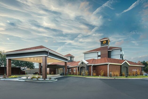 La Quinta Inn & Suites Shreveport Airport - Photo4