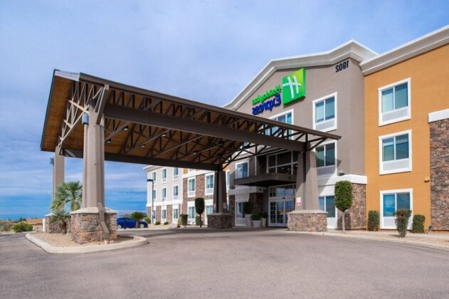 Holiday Inn Express Sierra Vista - Photo2