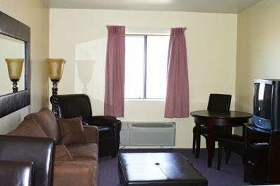 Regency Inn and Suites Sierra Vista - Photo4