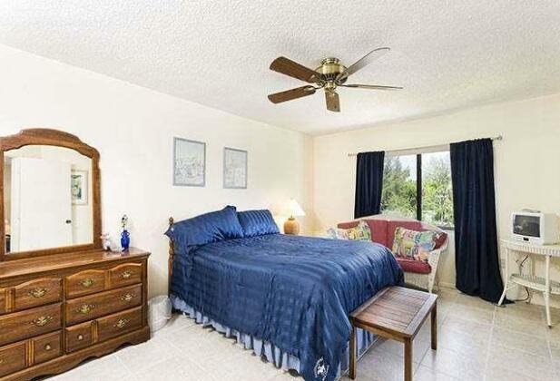 Castaway Cove 3B by Vacation Rental Pros