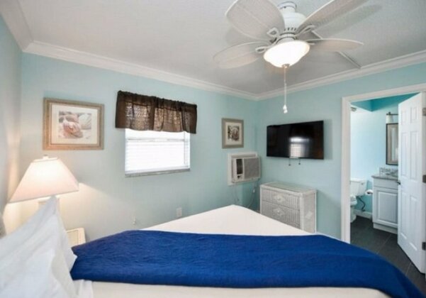 Gulf Holiday by Beachside Management - Photo4