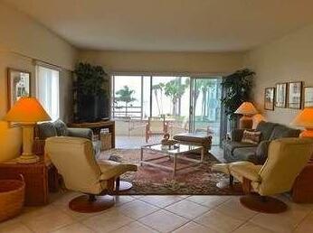 Island House Beach Resort 11S - Photo2