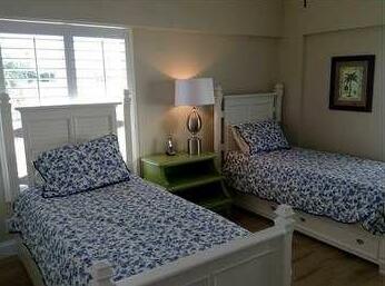 Island House Beach Resort 12S - Photo3