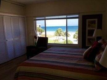 Island House Beach Resort 15S - Photo5