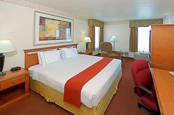 Holiday Inn Express Silver City - Photo3
