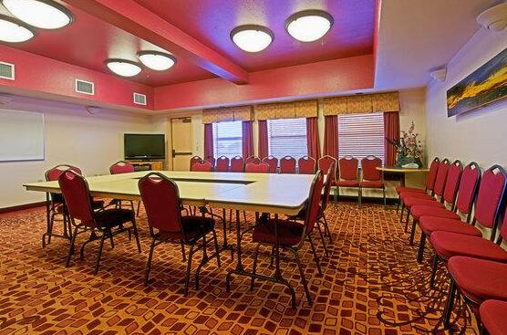 Holiday Inn Express Silver City - Photo4