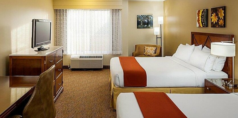 Holiday Inn Express Simi Valley - Photo5