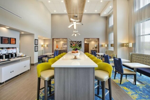 Hampton Inn & Suites By Hilton Southwest Sioux Falls - Photo2